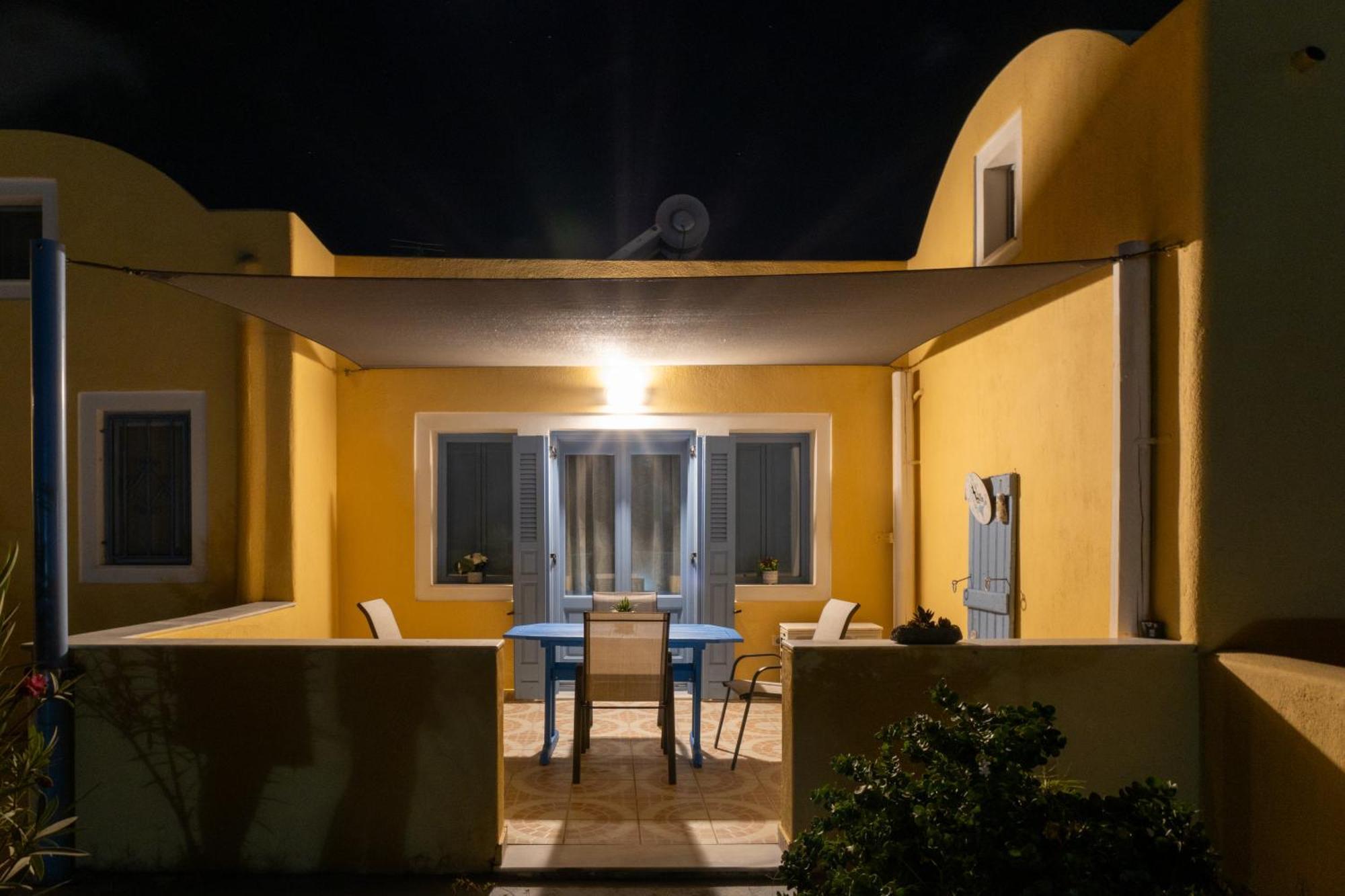 Ferienhaus Bonita Private Traditional House Kamári